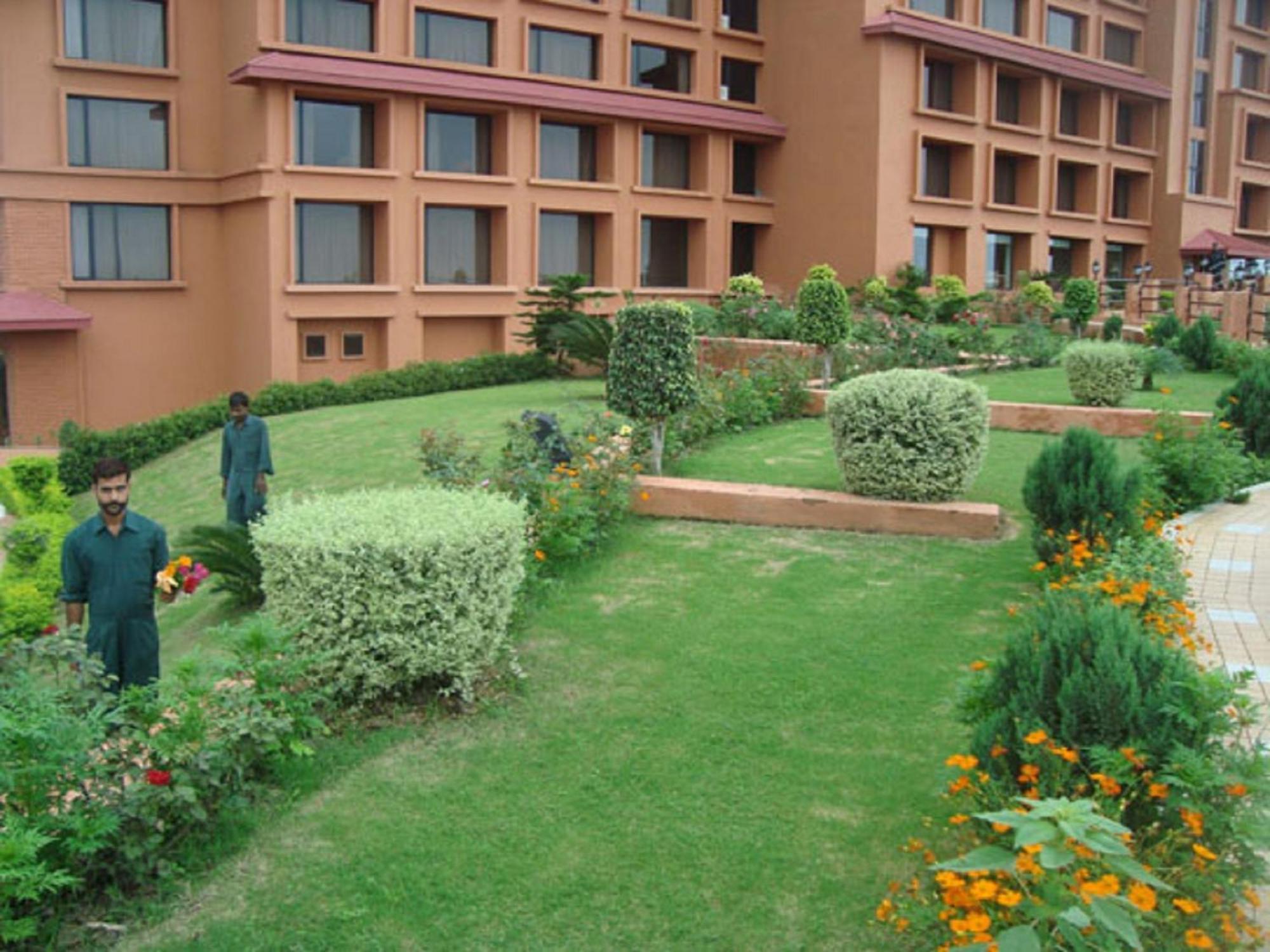 The White Hotel Katra, A Member Of Radisson Individuals Katra (Jammu and Kashmir) Exterior foto