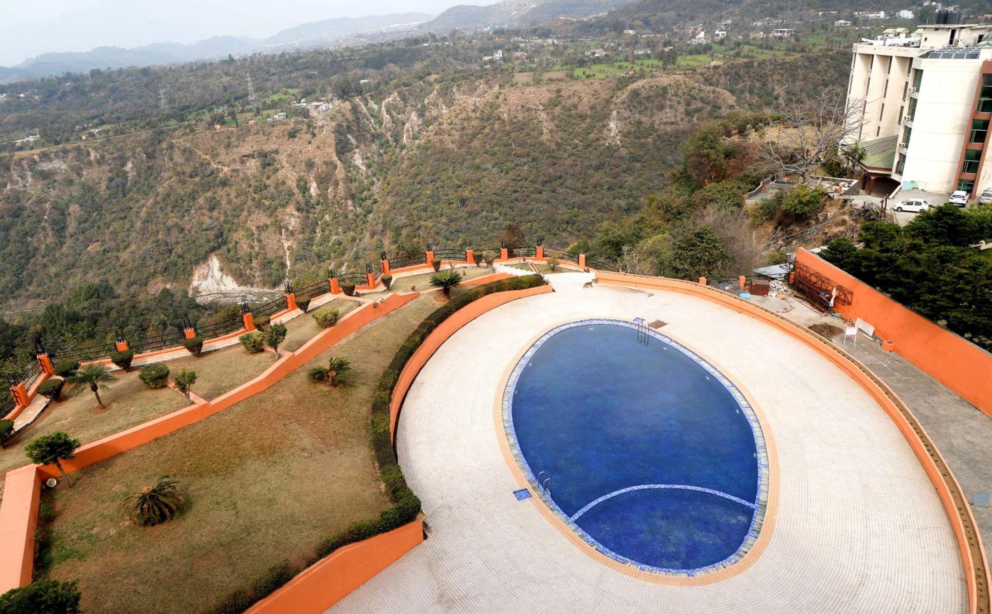 The White Hotel Katra, A Member Of Radisson Individuals Katra (Jammu and Kashmir) Exterior foto